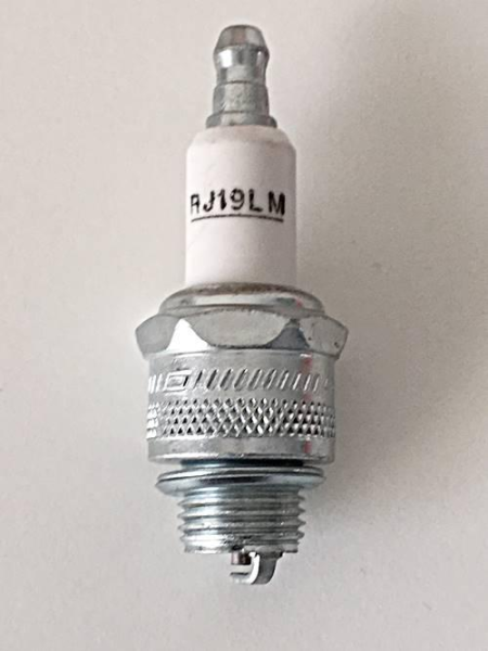 577616601 ZÜNDKERZE RJ19LM HUSQVARNA-MC CULLOCH-PARTNER-JONSERED